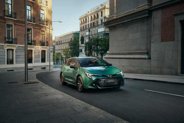 Toyota Corolla Choose Hybrid